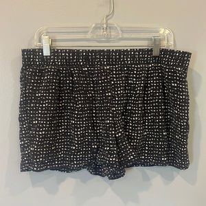 Joie stretchy black and white shorts women size large